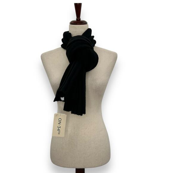 NEW Macy's On 34th Chunky Wide Rib Black Scarf Unisex Neutral Winter Warm NWT - Picture 1 of 9
